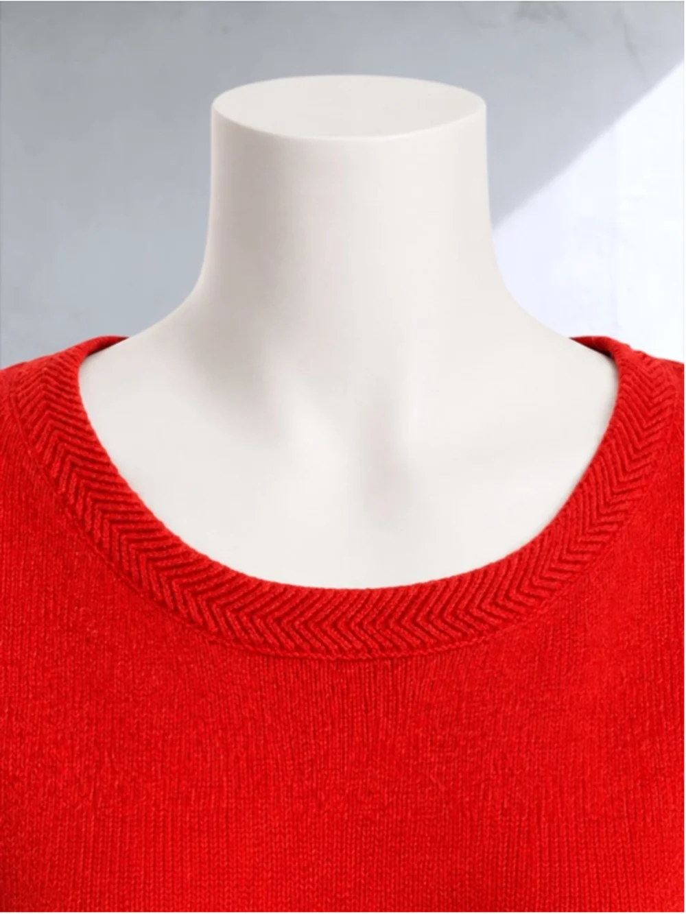 H&M L.O.G.G. Red Drop Shoulder Pullover Sweater – Size XS